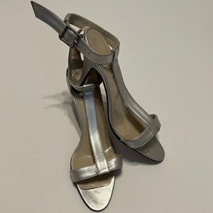 Isaac Mizrahi size 6 1/2 sandal